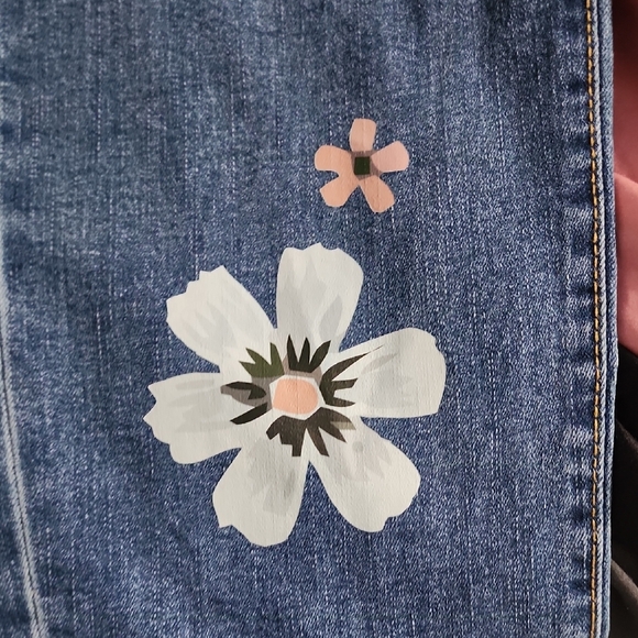 Distressed Blue Jeans - Picture 2 of 7